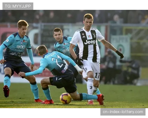 赛后数据:尤文图斯在本方半场的传球成功率高达95%,但进入进攻三区后骤降